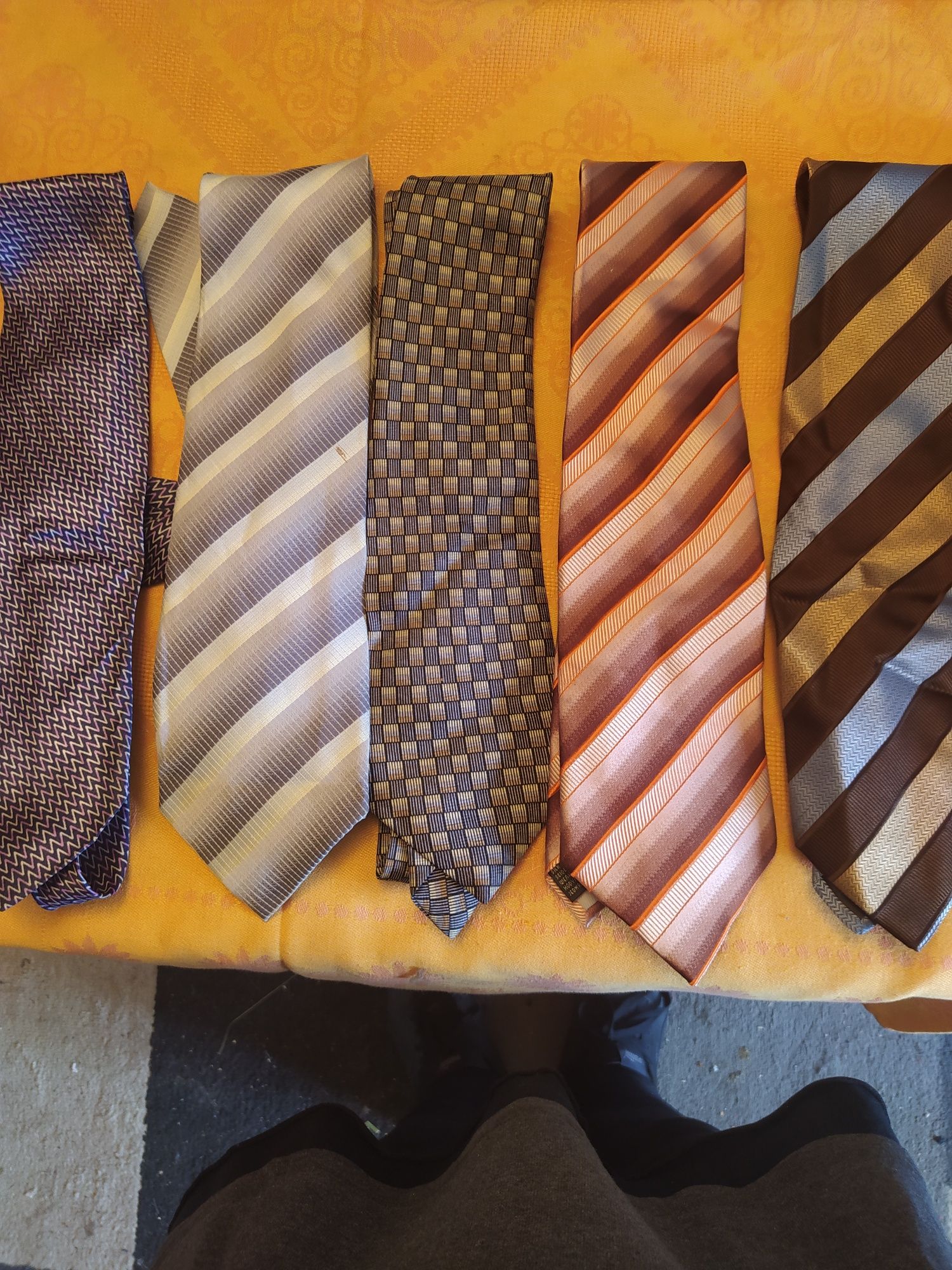 Krawaty, krawaty
