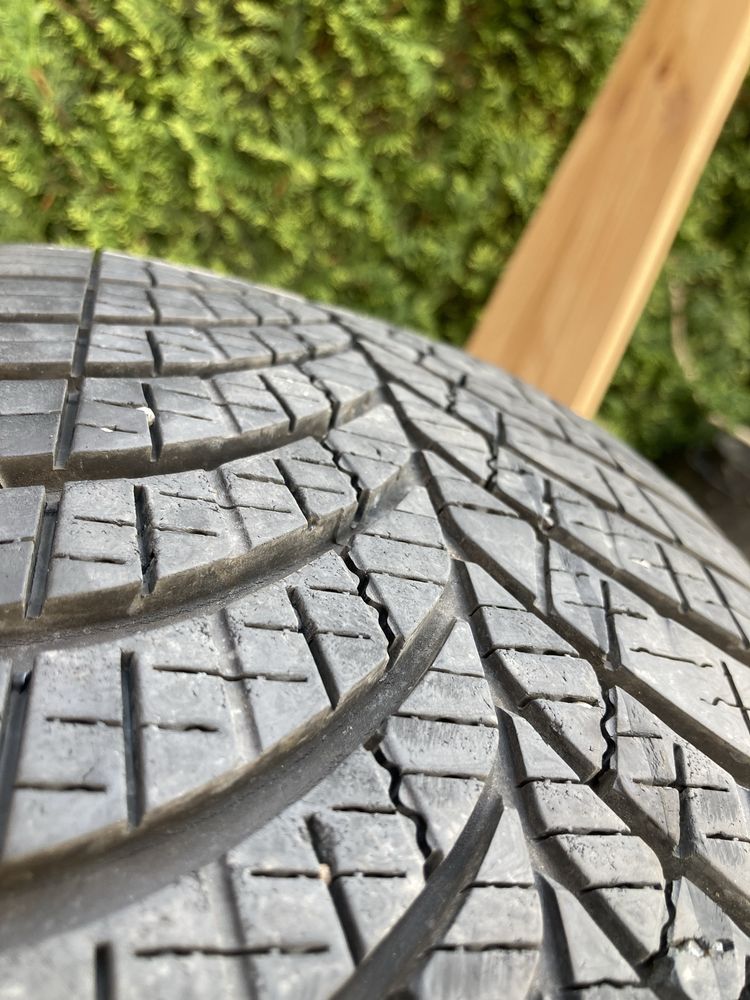 Opona Goodyear Vecror 4seasons Gen 3