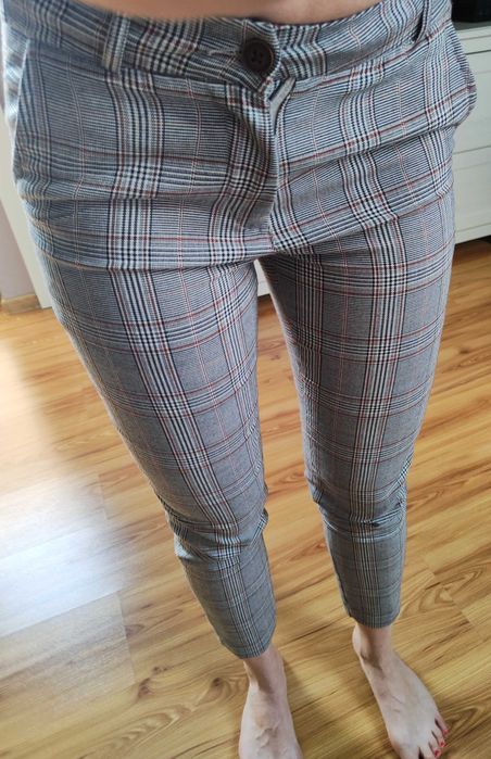 Piękne klasyczne ponadczasowe cygaretki Carry  rozm S