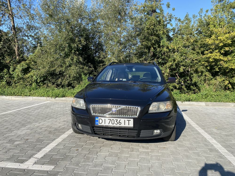 Продам Volvo v50 1.6 D