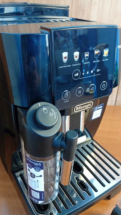 De'Longhi ECAM220.91.B - Ekspres do kawy