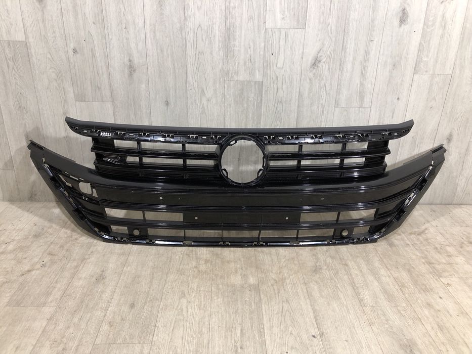 Решетка радиатора Гриль VW Arteon R-line / 2020 2021 2022 2023 2024 г.