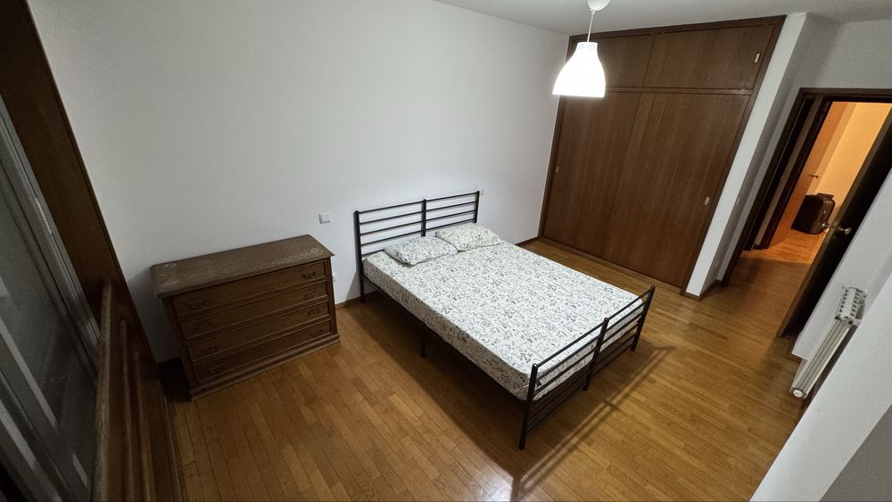 Quarto na MAIA, disponibilidade imediata