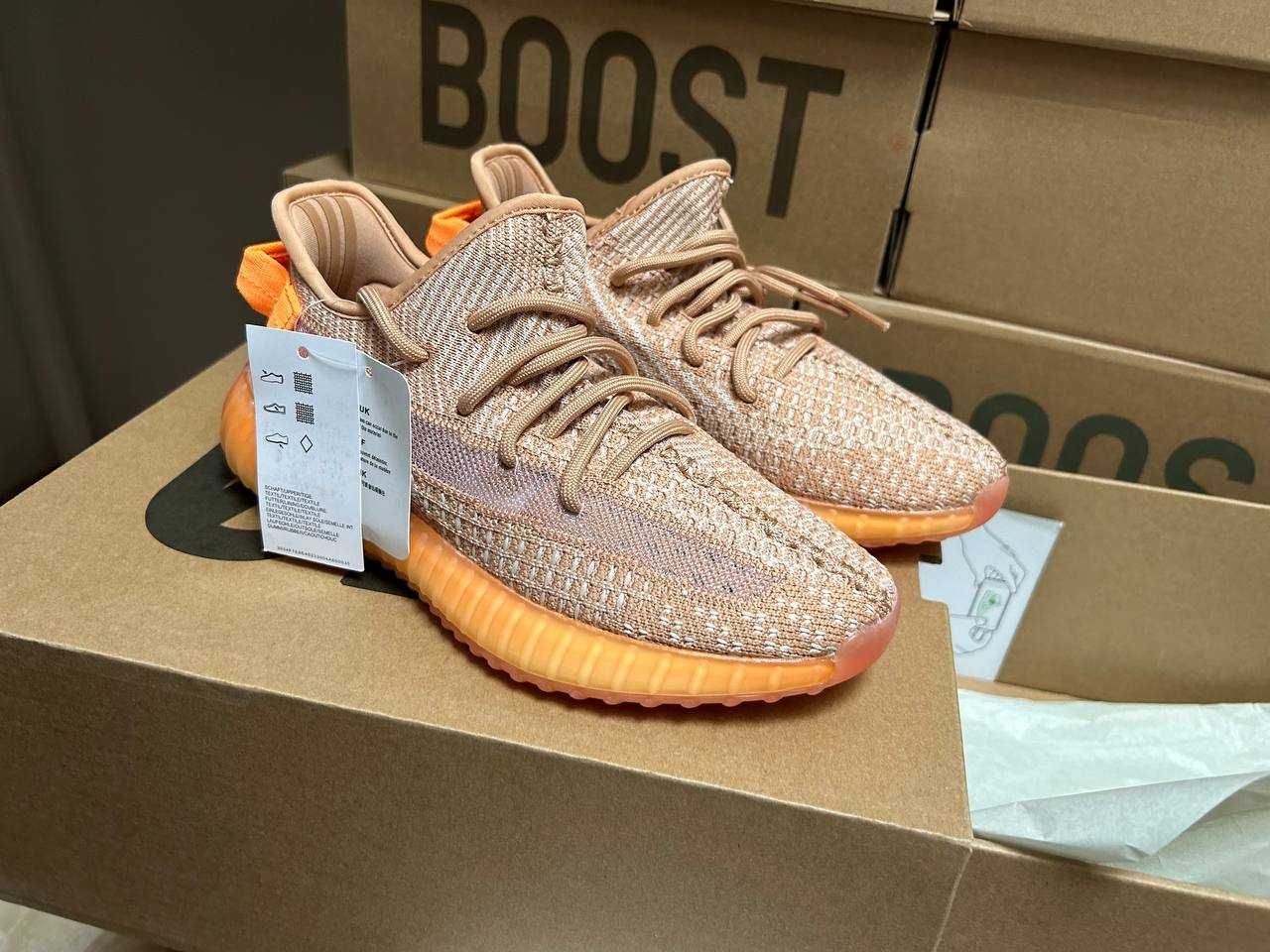 Sneakers Adidas Yeezy Boost 350 v2  38