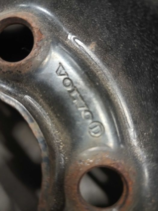 Koła zimowe  6.5J 16 5X108  215/60/16