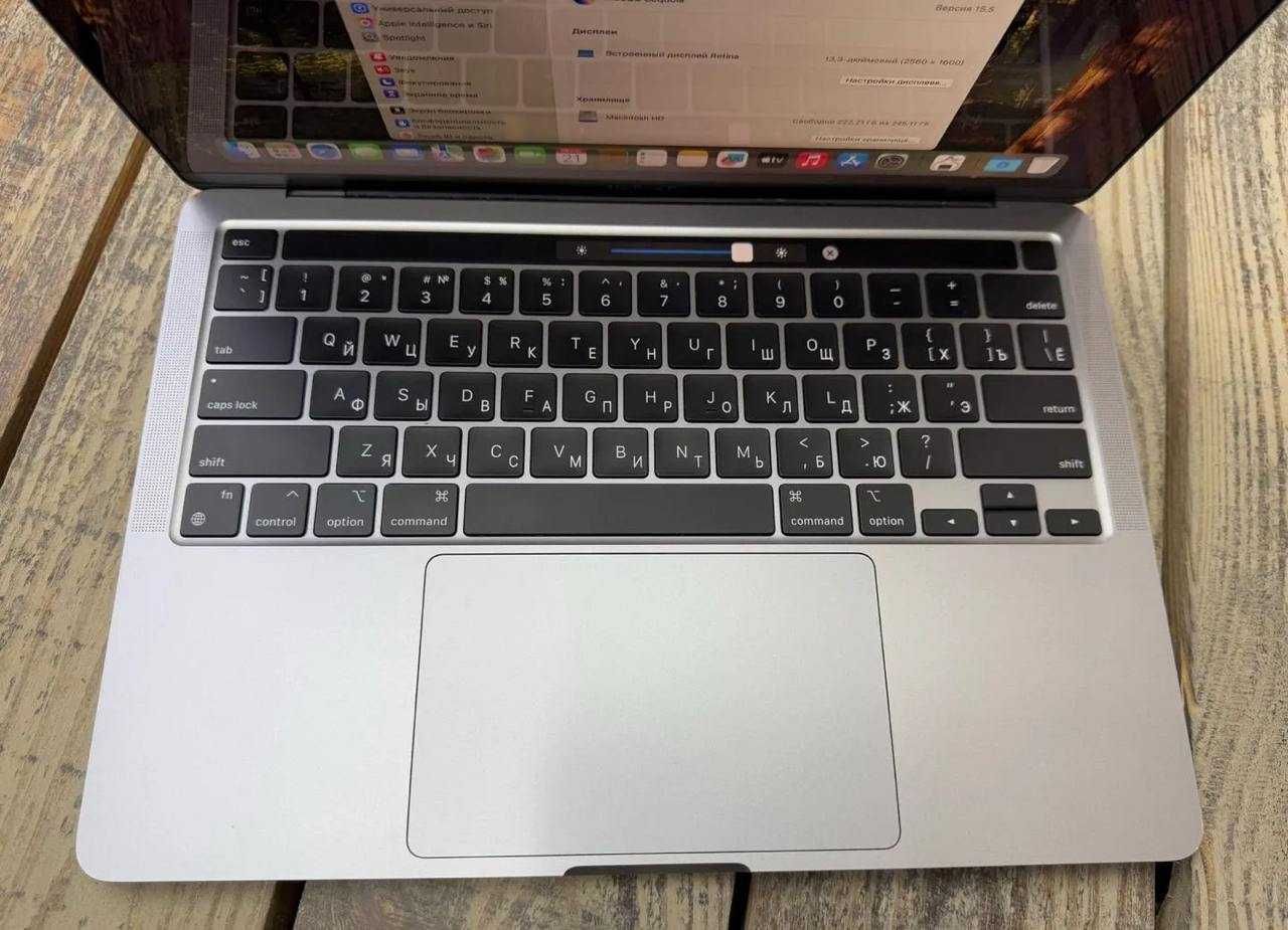 Apple macbook pro 13 M2 8/256 (2022) Space Gray