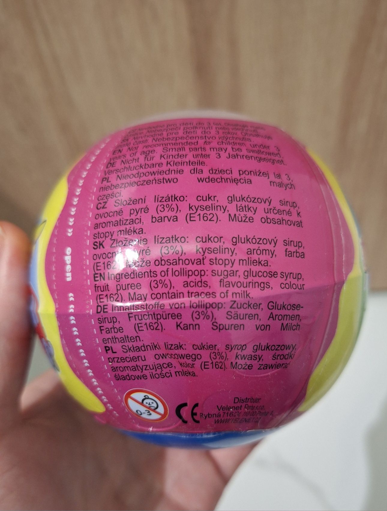 Duża kula Chupa Chups Suprise lizak + zabawka