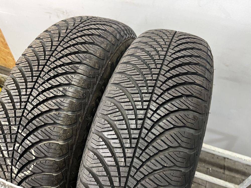 185/70/14 88T Goodyear Vector 4Seasons Gen-2