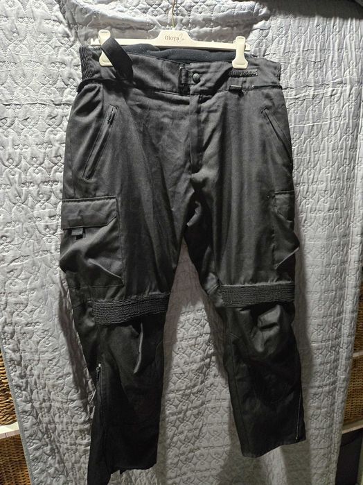 Kombinezon motocyklowy