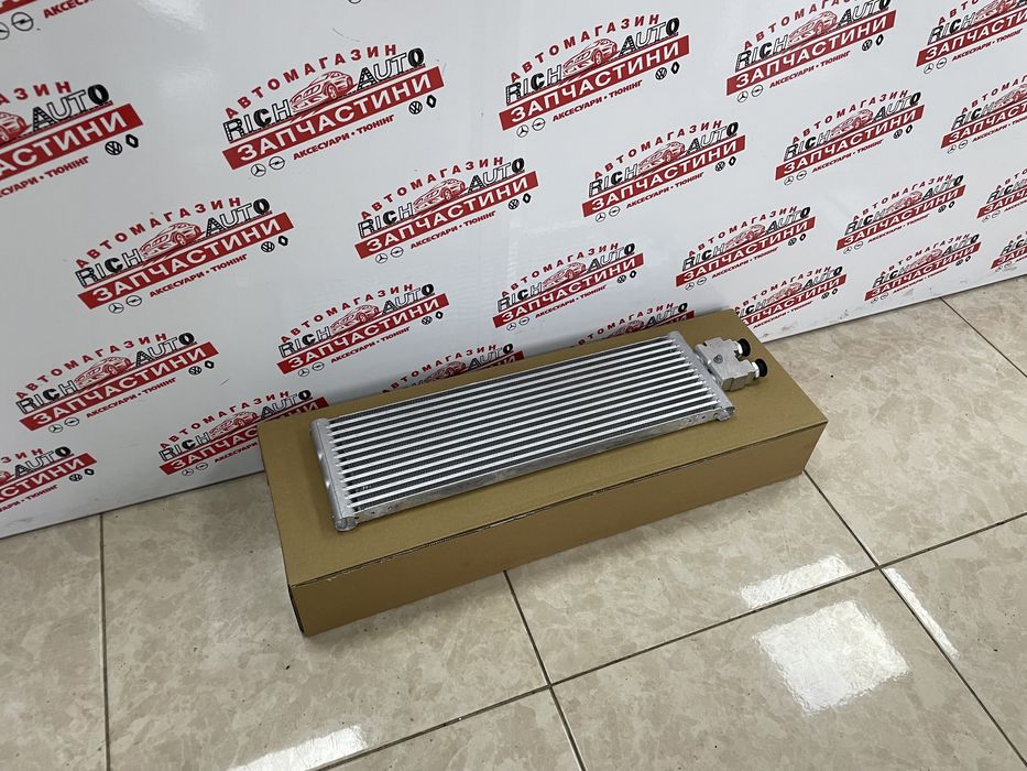 Радіатор акпп Vito