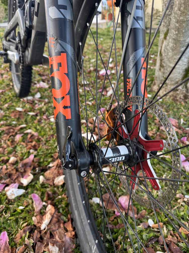Bocicleta enduro EVIL 2020