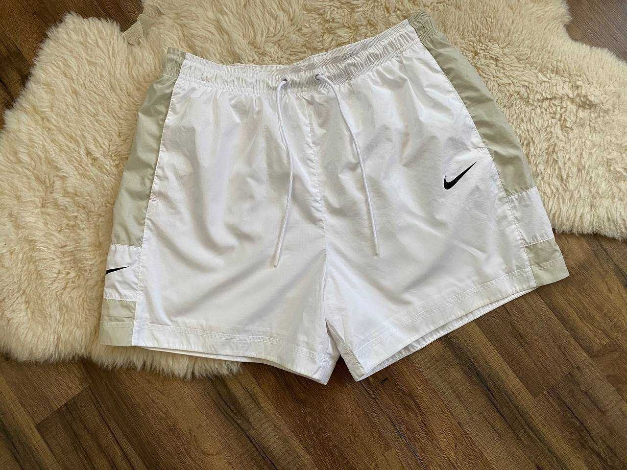 Шорти жіночі Nike Sportswear Shorts