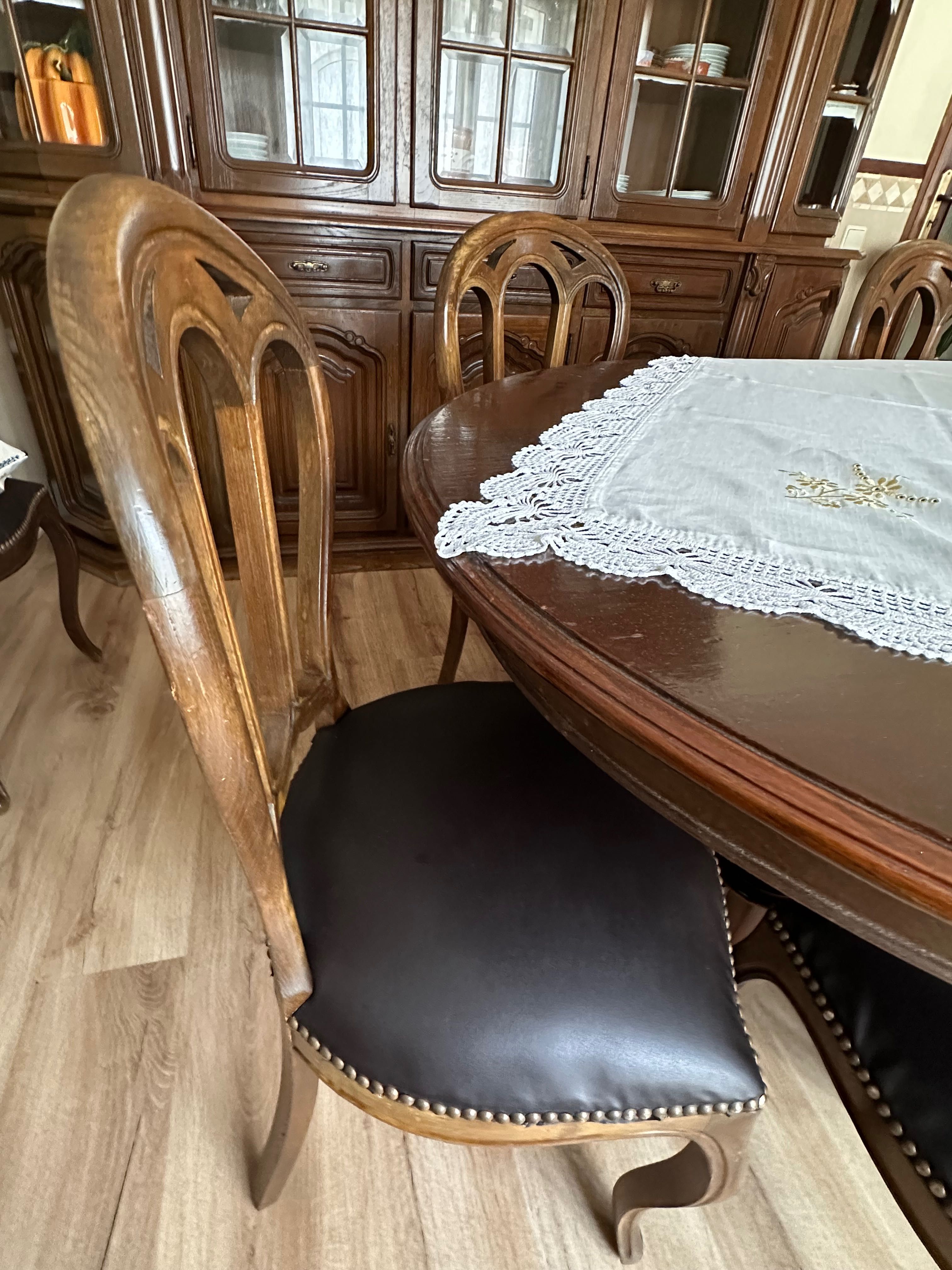 Mobília de sala de jantar em madeira de castanho