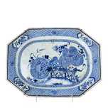 Grande Travessa antiga, oitavada em porcelana chinesa