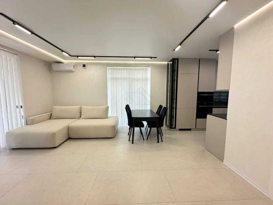 Продаж / БУДИНОК з ремонтом та меблями / НІХТО не жив / 135м2 / Гараж