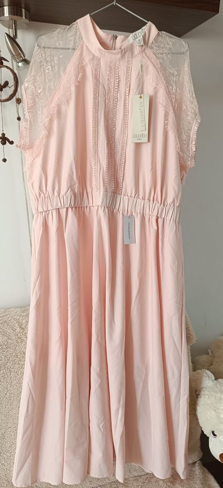 Nowa sukienka dla wysokiej osoby. Plus size 50. Koktajlowa