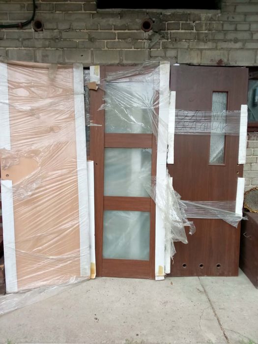 Sprzedam drzwi wewnetrzen/zewnetrzne