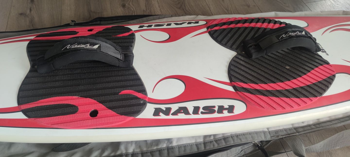 Deska kitesurfing Naish TT Directional wave z pokrowcem