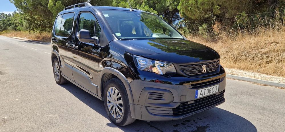 Peugeot e-Rifter 50 kWh Standard Active Pack