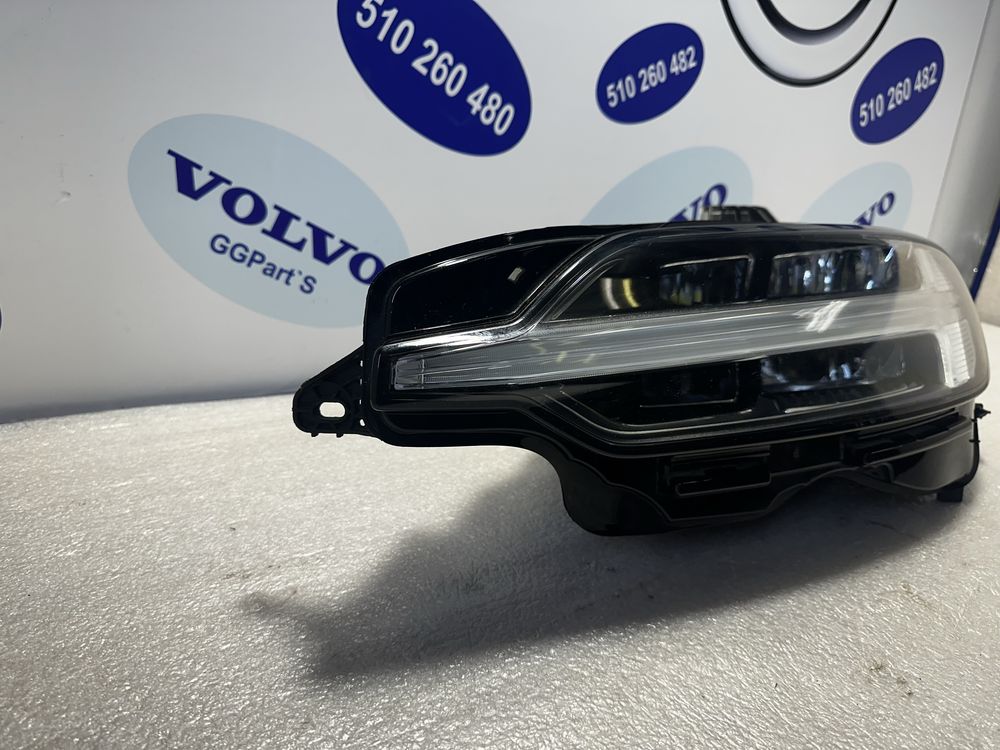 Volvo S60 V60 V60CC lampa reflektor MID LED Europa lewy