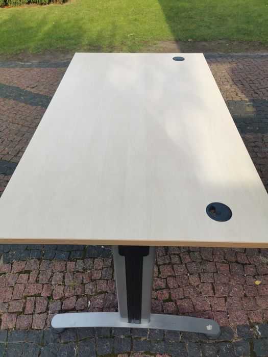 Sprzedam biurko 140x80x70