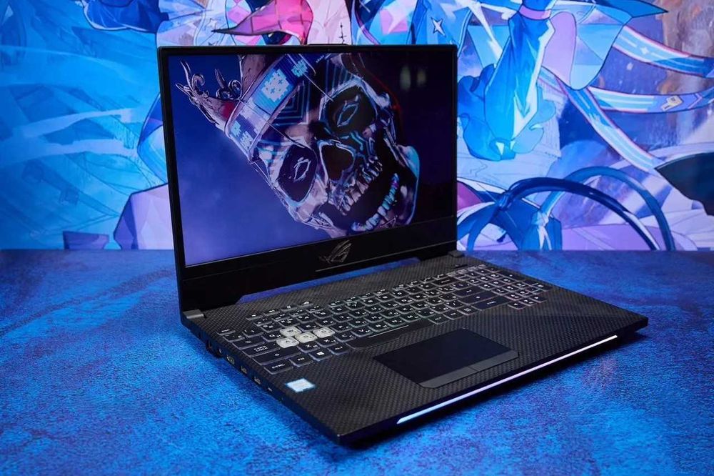 Срочно!Геймерский ноутбук (8Гиговая видеокарта RTX) Киберпанк,Сталкер2