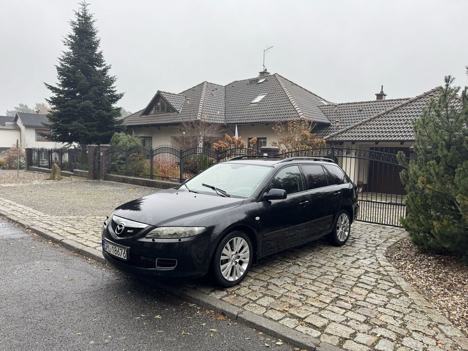 Mazda 6 svt  2.0 benz  full opcja