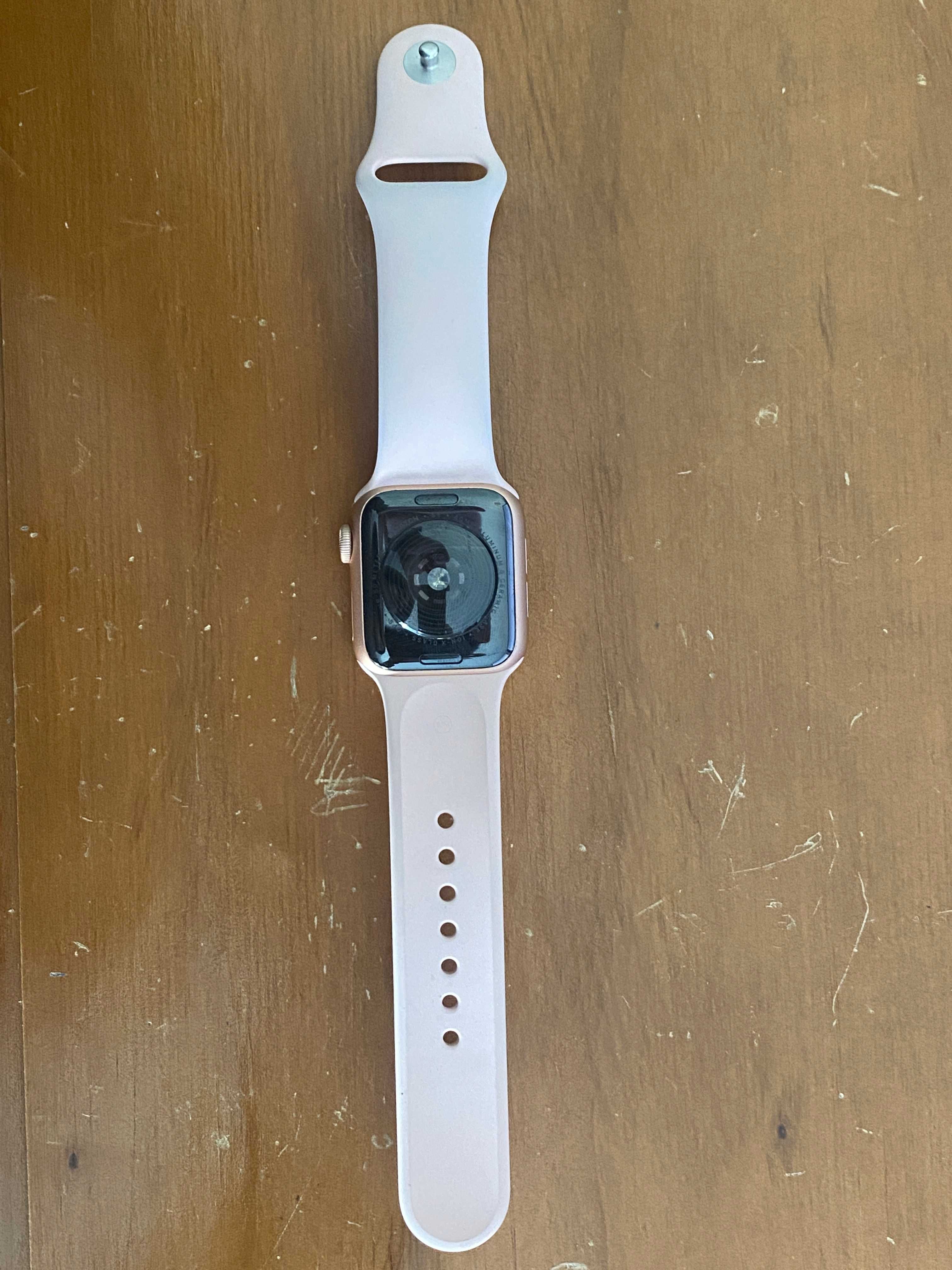 Apple Watch SE 40mm
