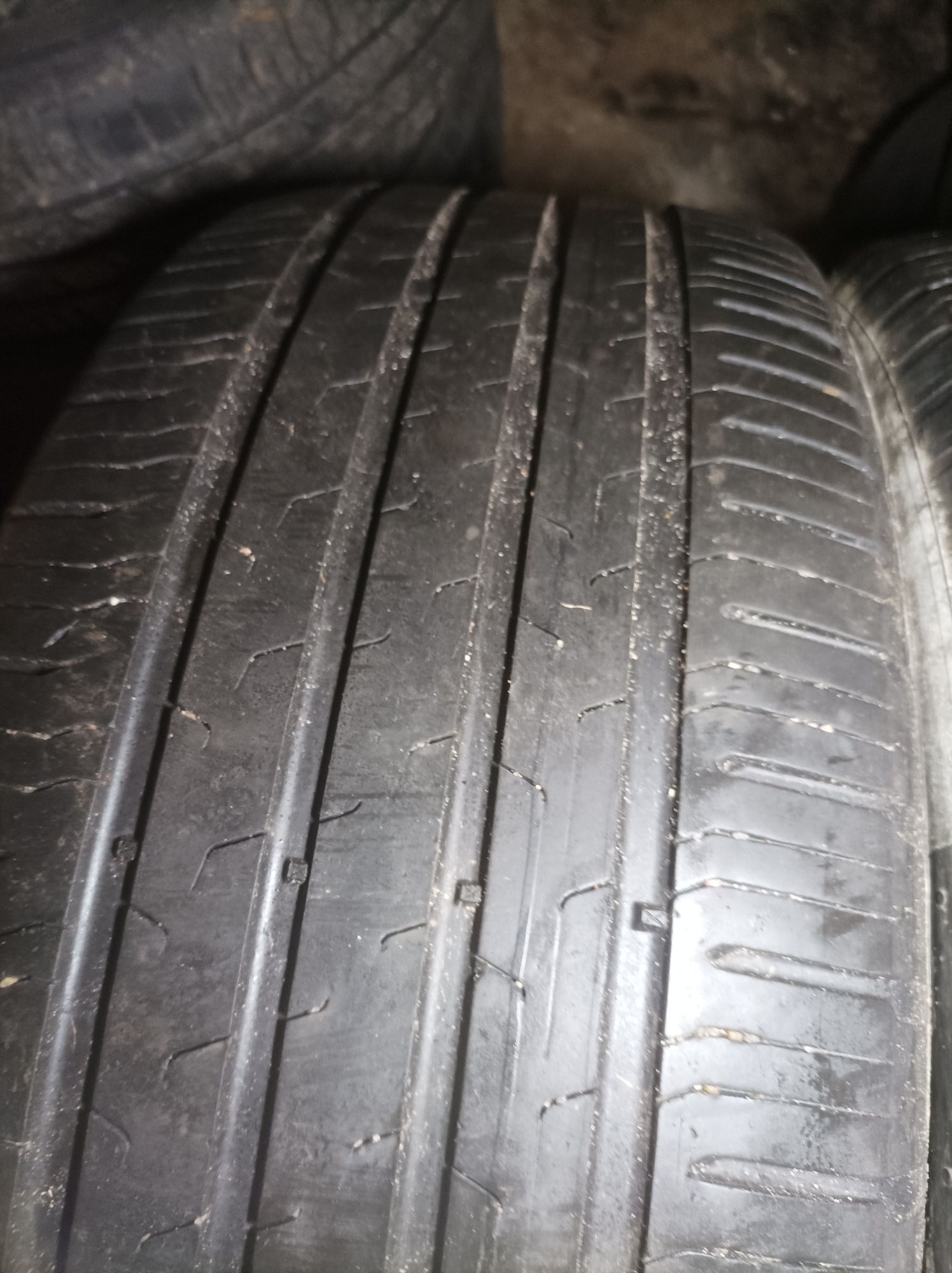 235/55 R19 Continental 6