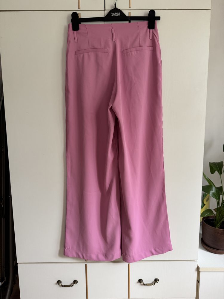 Garnitur damski elegancki różowy oversize szerokie spodnie S