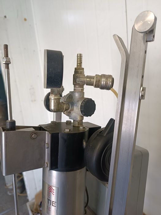 Напівавтоматичний кліпсатор Tipper Tie Technopack  DCM - 90