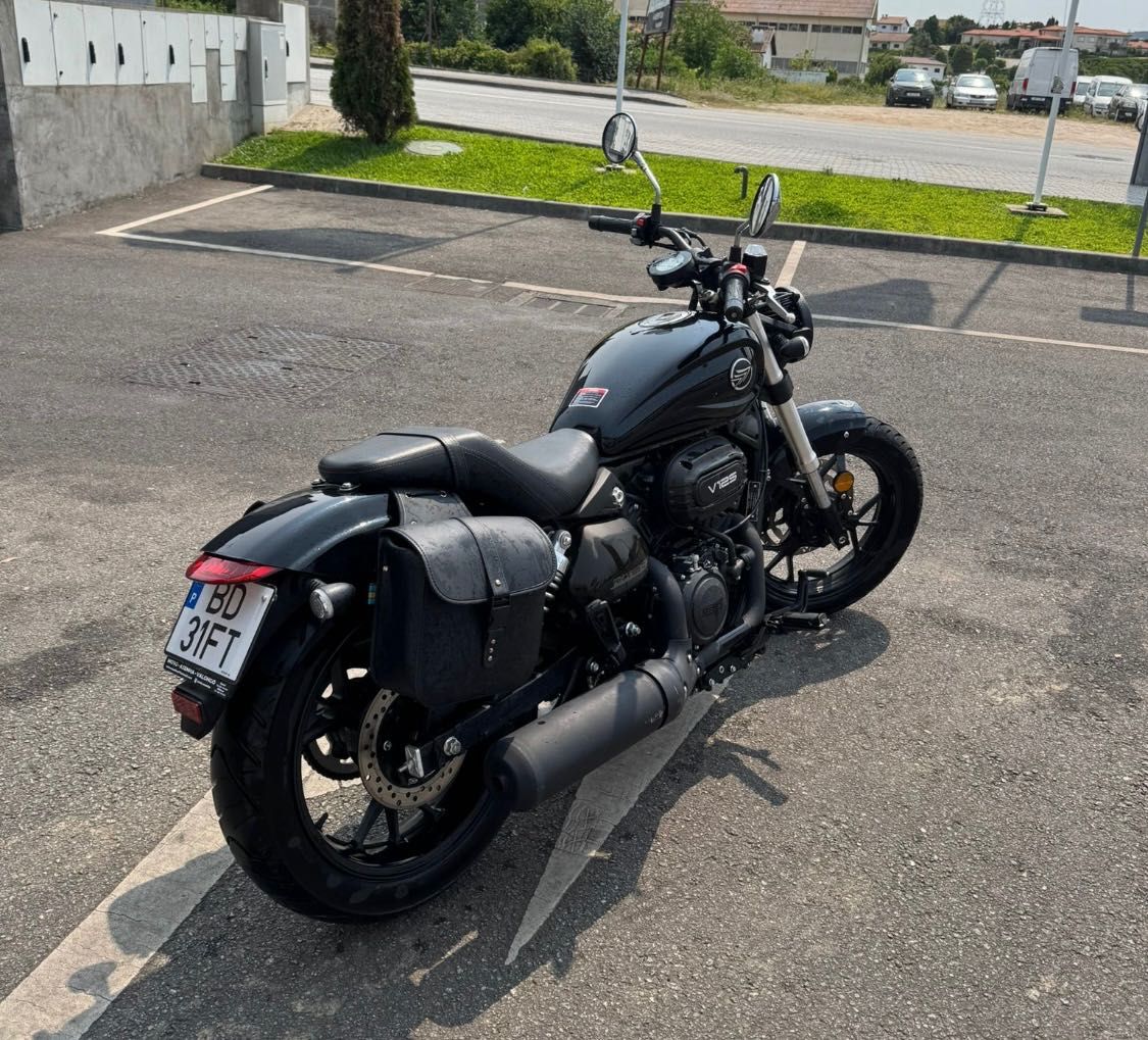 Moto 125 com 950 km Ano 2023    Keeway 125