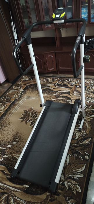 Продам беговую дорожку (механическая)