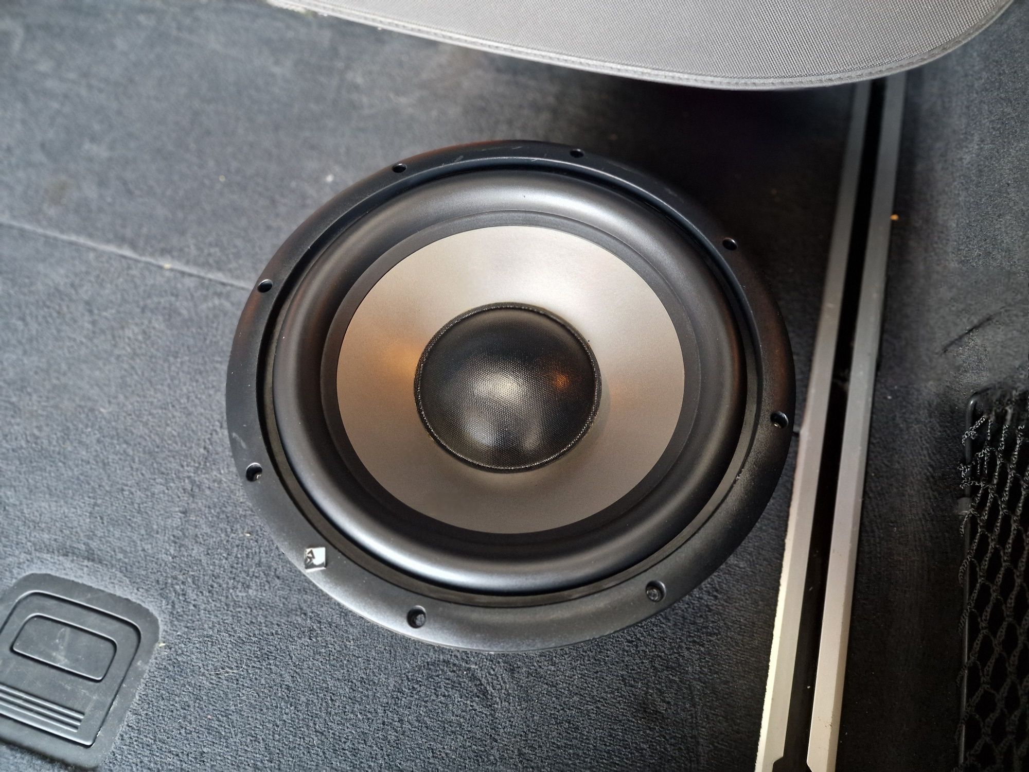 Skrzynia basowa subwoofer tuba Głośnik 30cm Rockford Fosgate R1S4-12