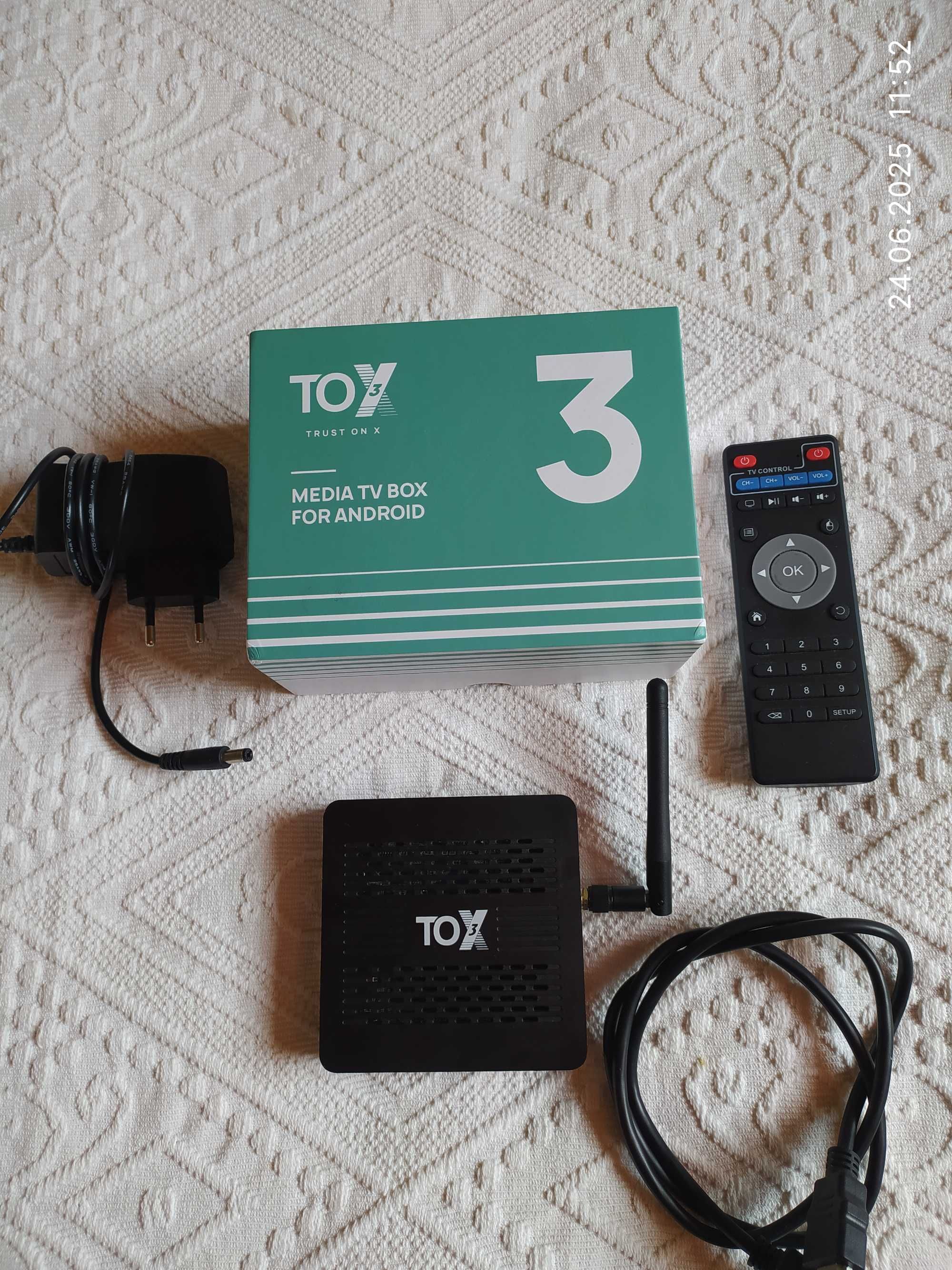 ТВ приставка ТОХ 3  4/32 ГБ SMART TV BOX Android 11.