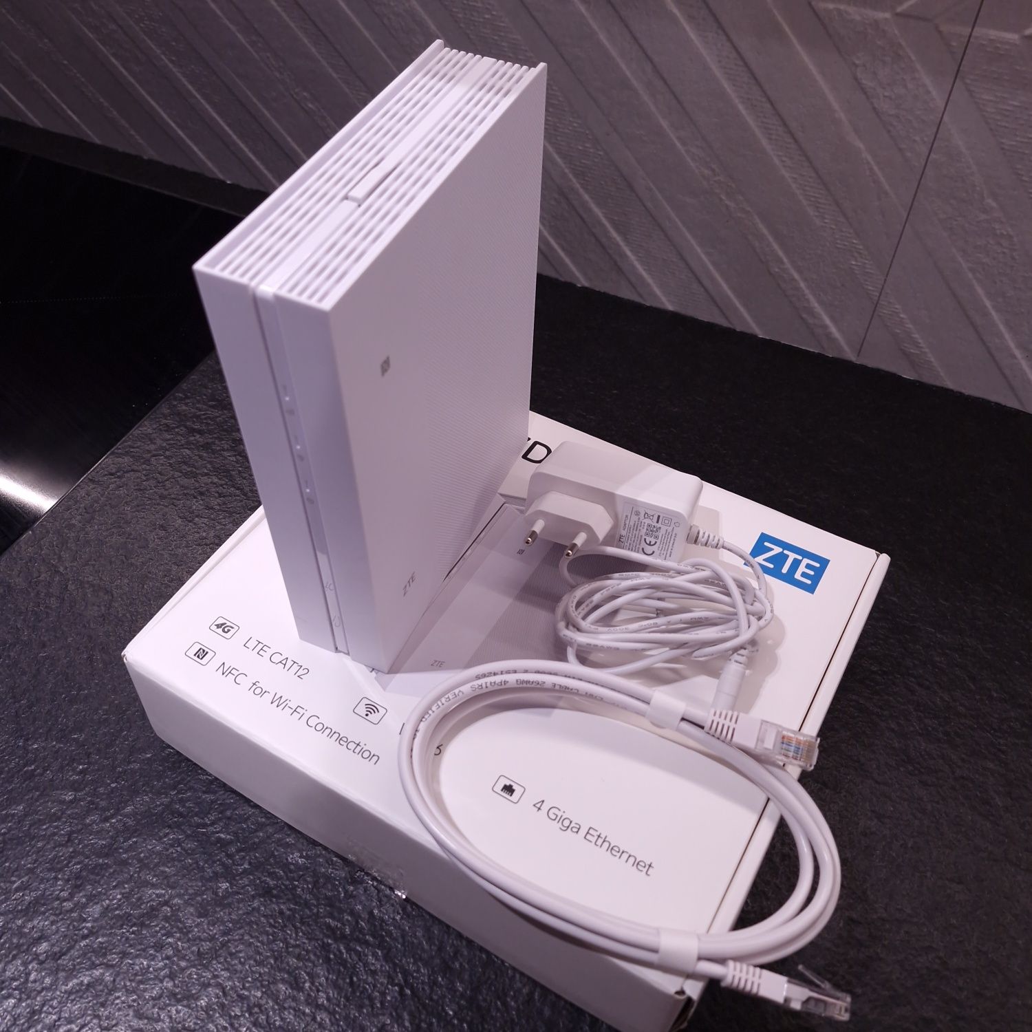 Router ZTE MF297D 2.4/5 GHz (DualBand), Wi-Fi Mesh, Gniazdo SIM