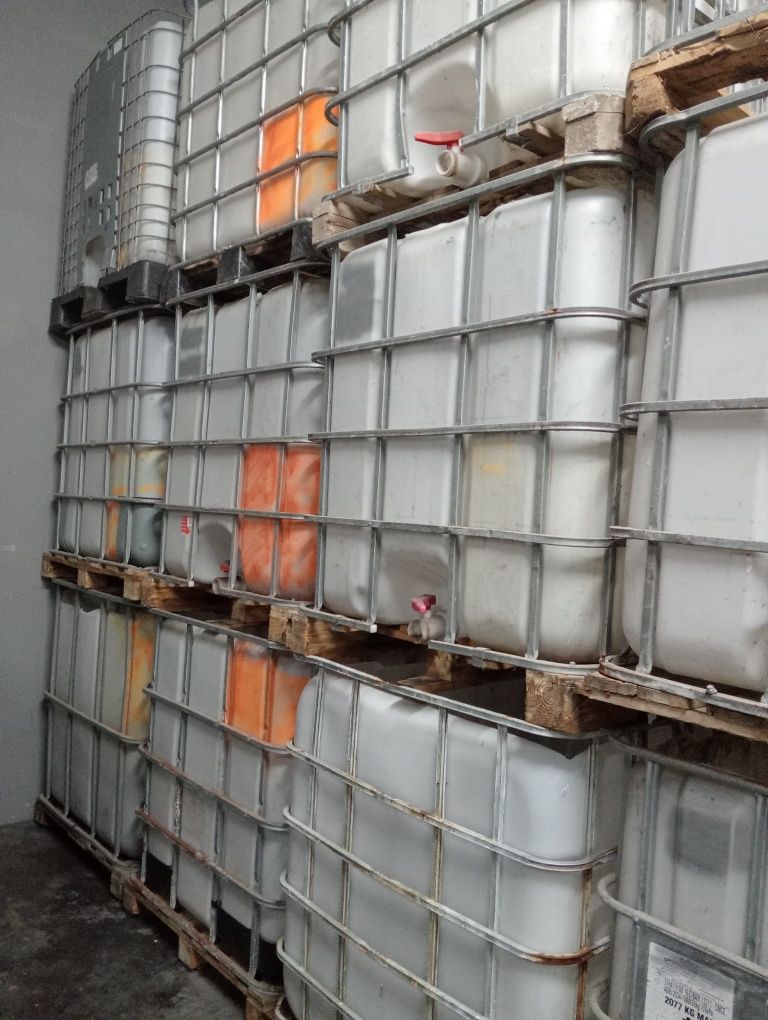 Depósitos  IBC's.  1000L