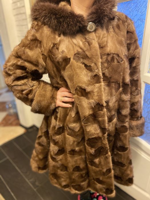 Продам норковую шубу