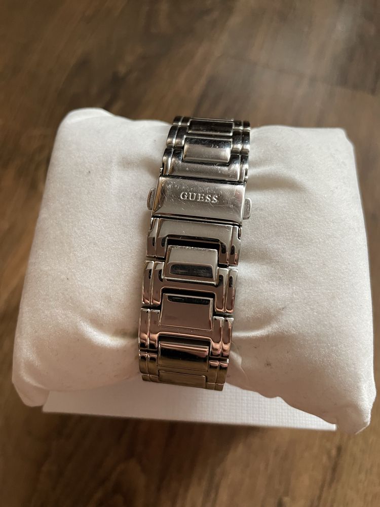 Zegarek damski Guess