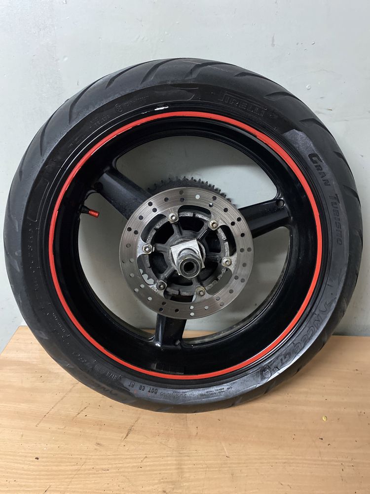 R6 Yamaha YZF RJ01 RJ03 99-02 koło Felga Tył Prosta Tarcza Oś