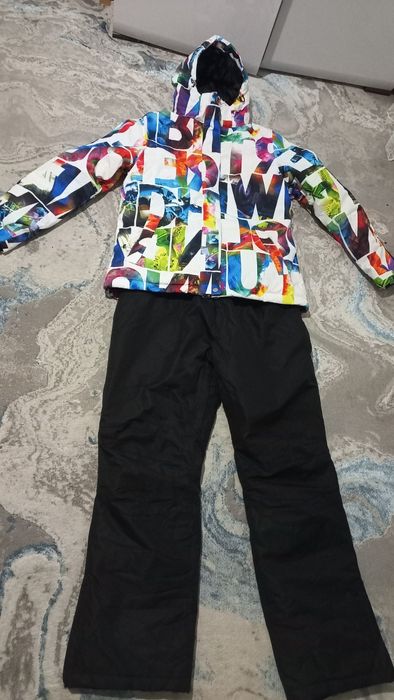 Продам новий лижний костюм