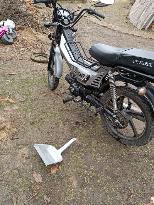 Продам мопед spark 110