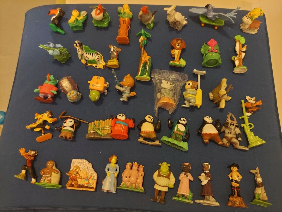 Продам киндерные игрушки из разных серий