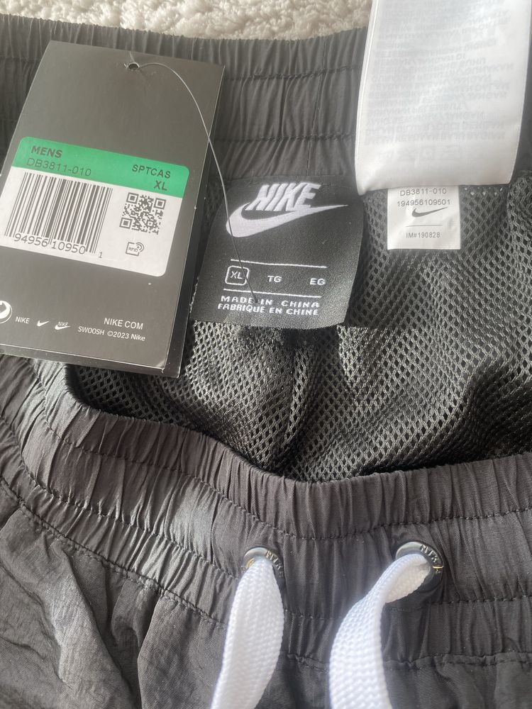 Шорти Nike big logo нейлонові ( big swoosh , tech fleece , nsw )