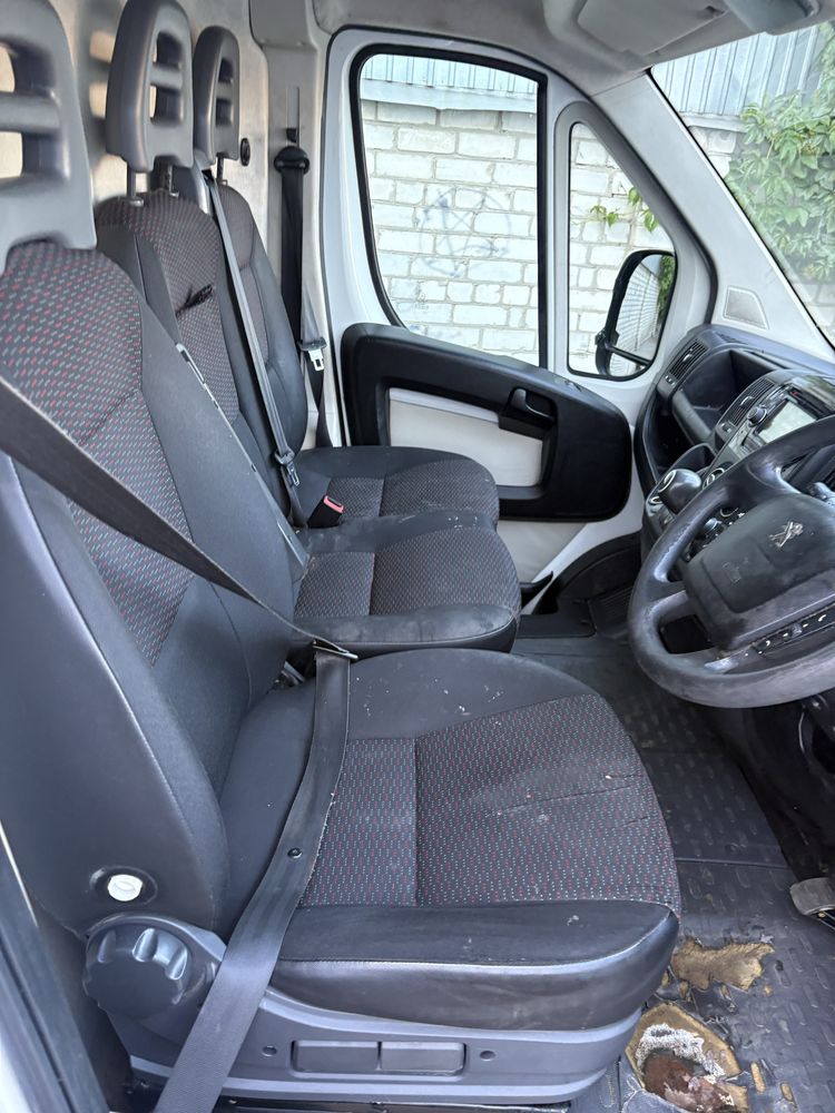 В Житомирі Peugeot Boxer 2015 2.3tdi 96кВт праве кермо кондиціонер