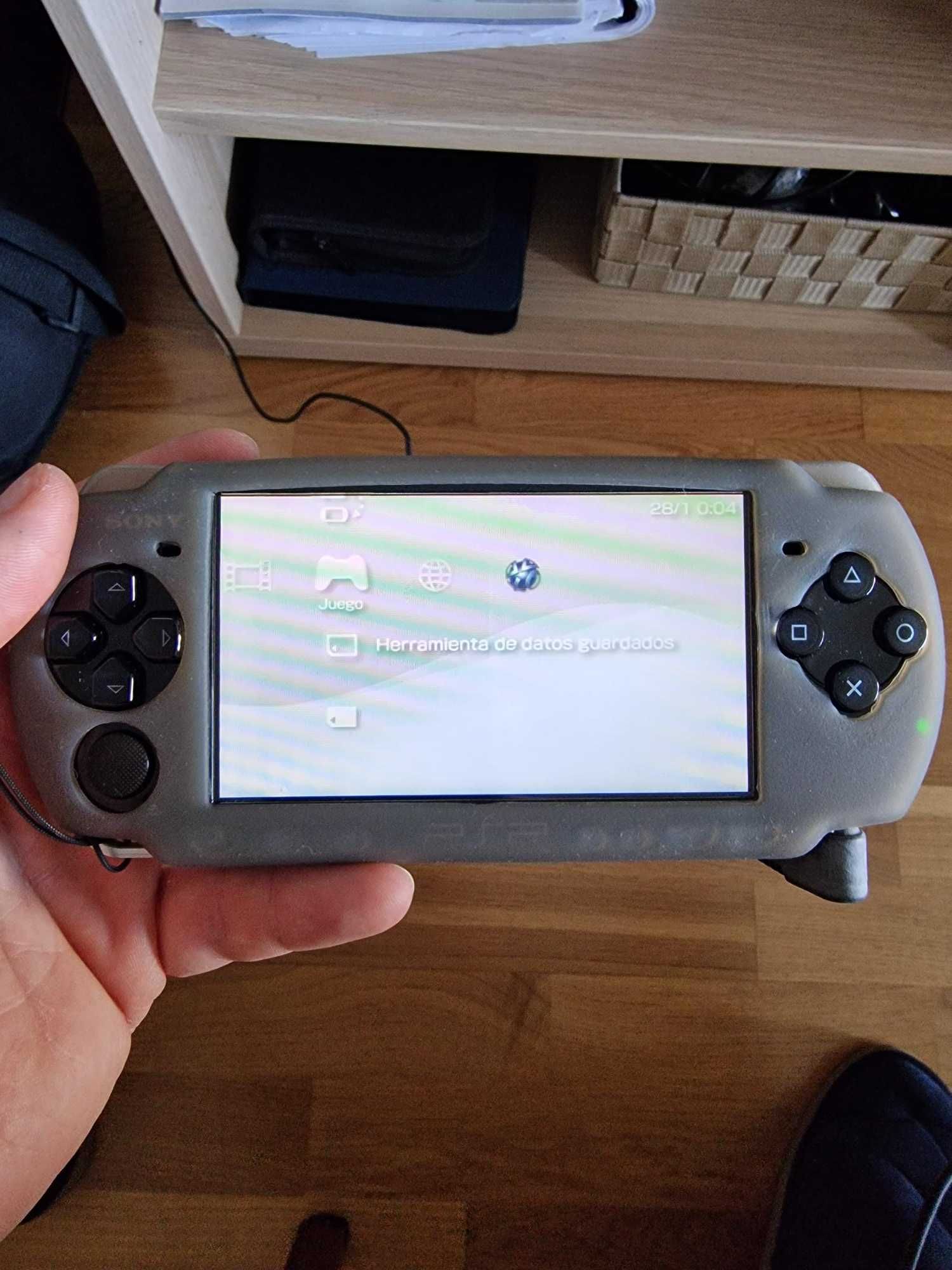 Consola PSP ver. 3000 e jogos