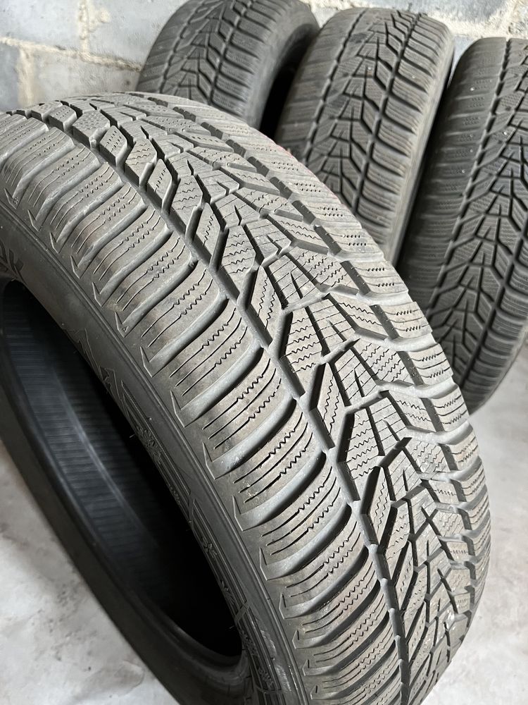 Opony zimowe HANKOOK 215/60R17 96H - komplet