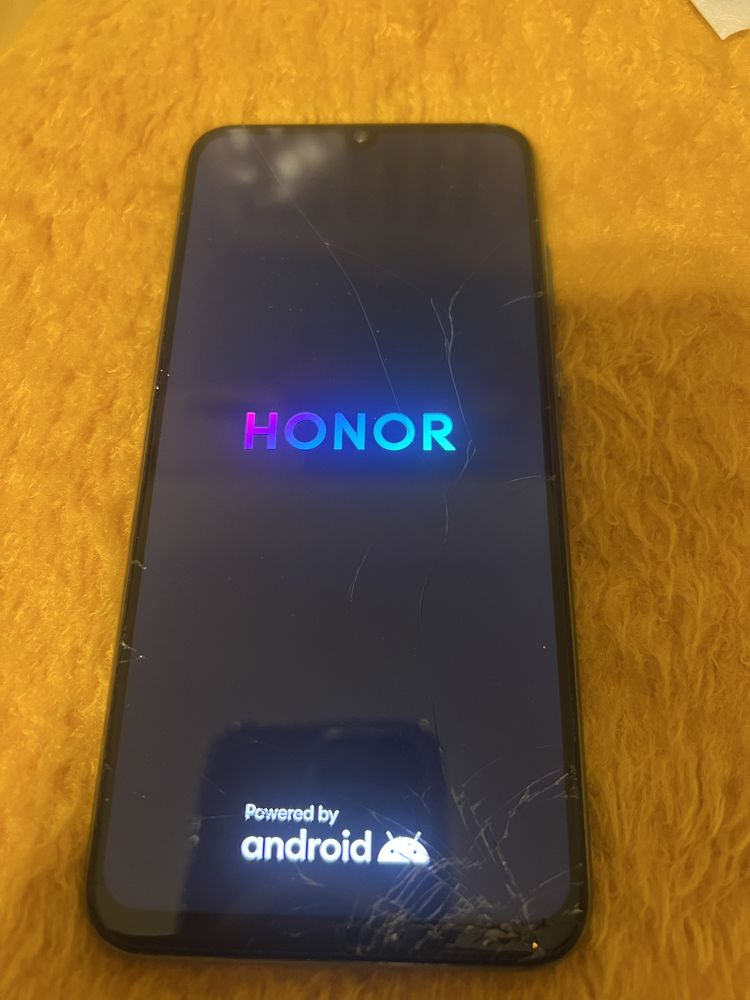 Мобільний телефон Honor 10 Lite 3/32Gb