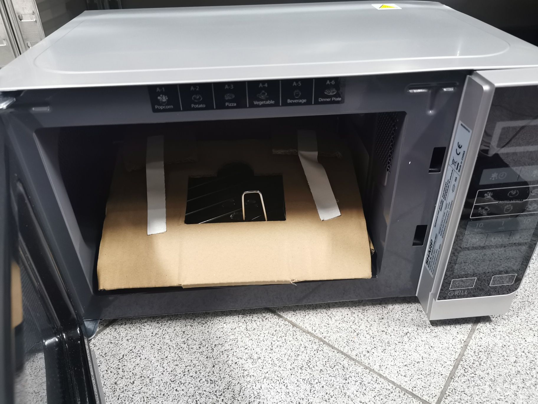 Mikrofalówka Sharp R642INW 1000W