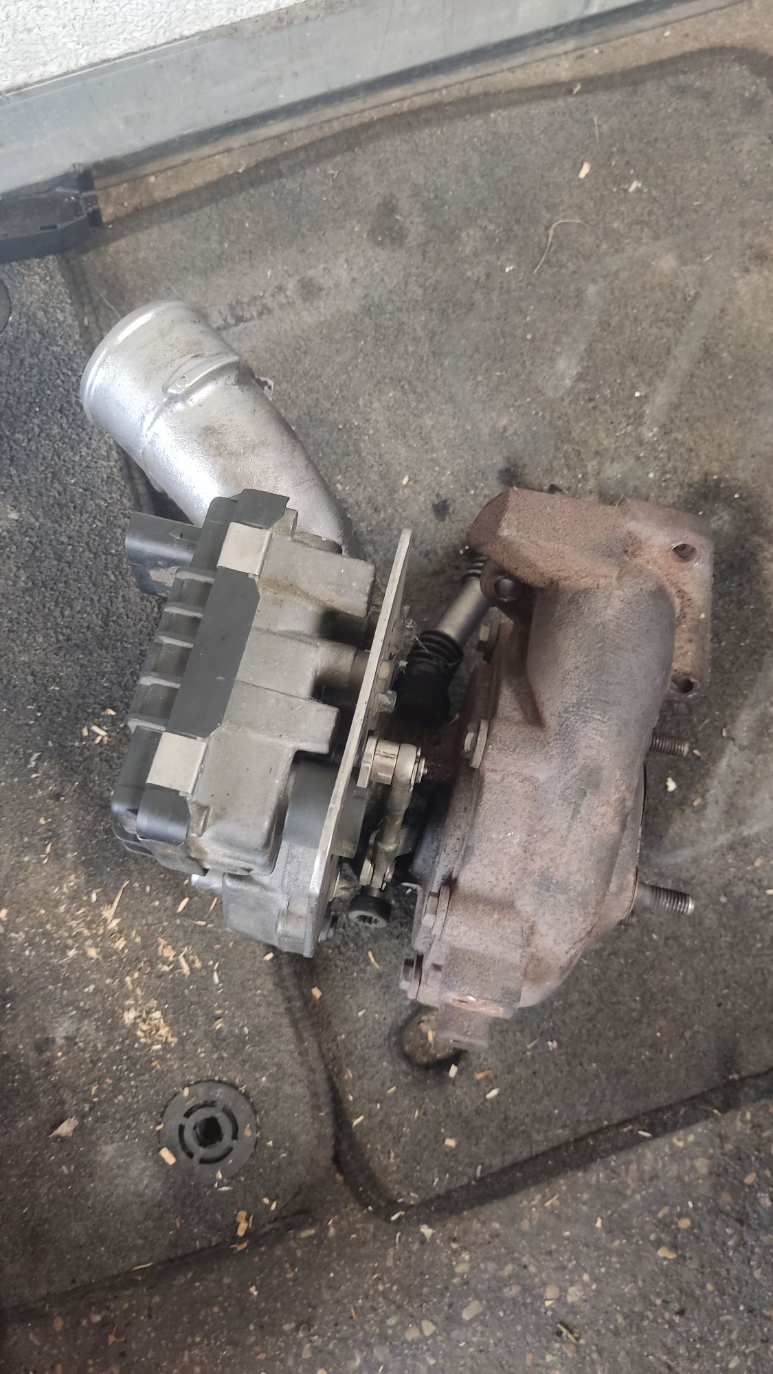Turbina turbosprężarka turbo audi A6 C6 a4 b7 3.0 TDI